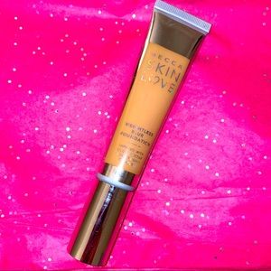 Becca Skin Love Weightless Blur Foundation